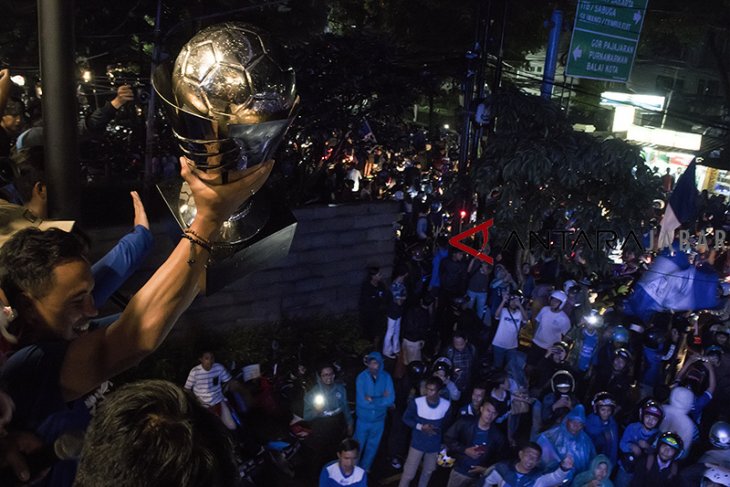 PERAYAAN JUARA PERSIB U-16