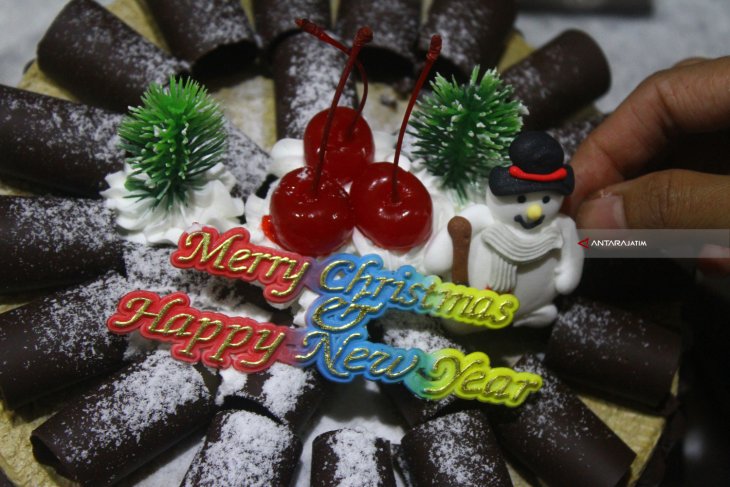 Permintaan Kue Natal Meningkat