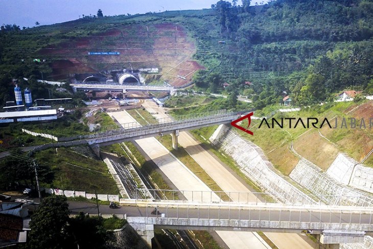 Proyek Jalan Tol Cisumdawu 