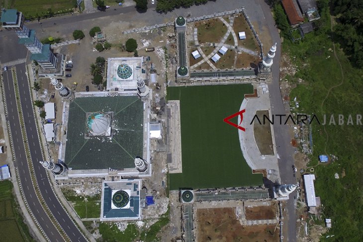 Renovasi masjid Agung Tasikmalaya 