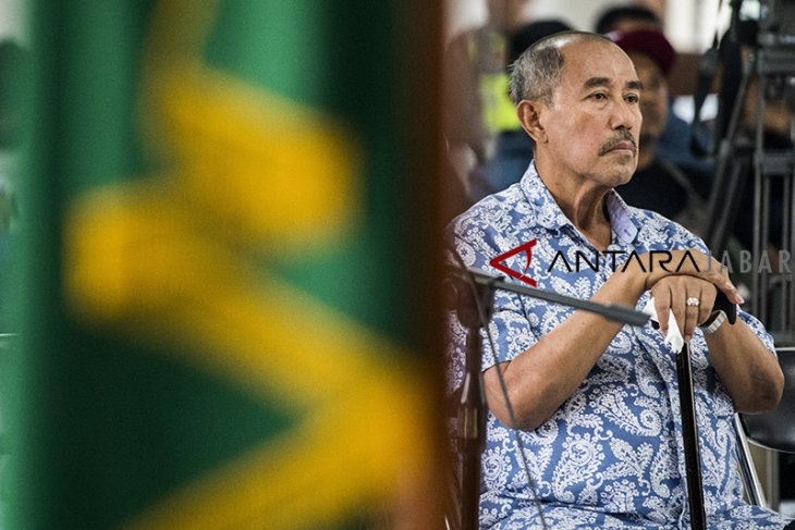 Vonis korupsi suap Abu Bakar 