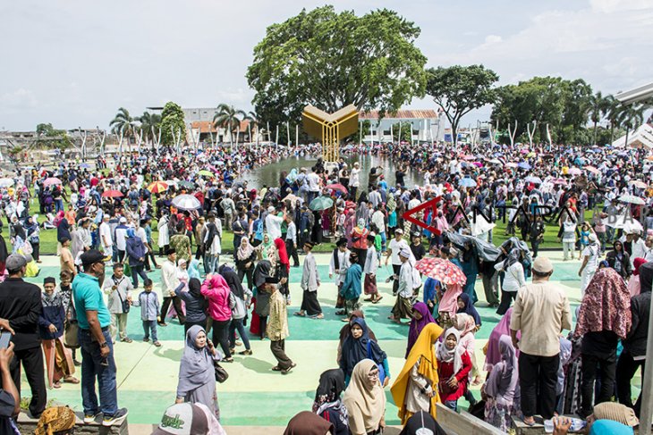 Aksi warga Cianjur