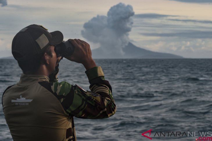 Aktivitas Gunung Anak Krakatau menurun