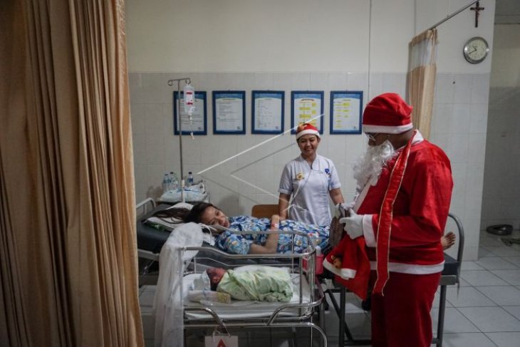 Perayaan Natal di rumah sakit