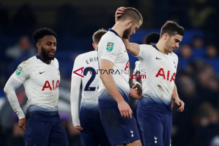 Eric Dier terancam sanksi FA karena konfrontasi suporter