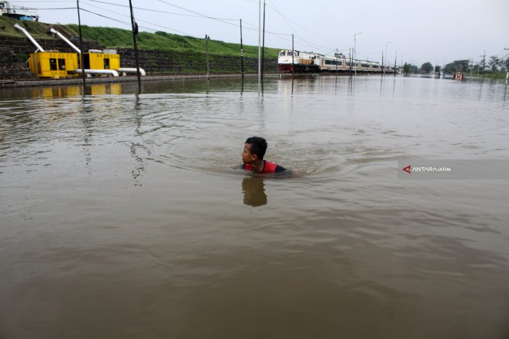 Banjir Di Porong