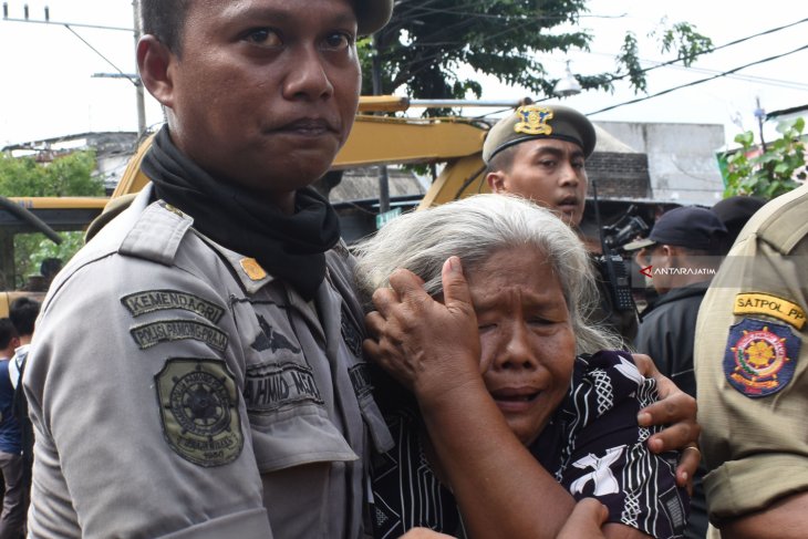 Pembongkaran Paksa Pasar Ponorogo