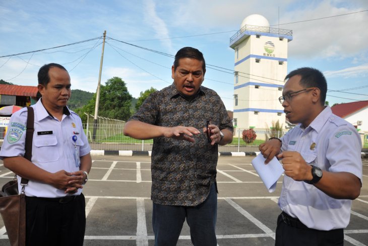 Gelombang Air Pasang Laut