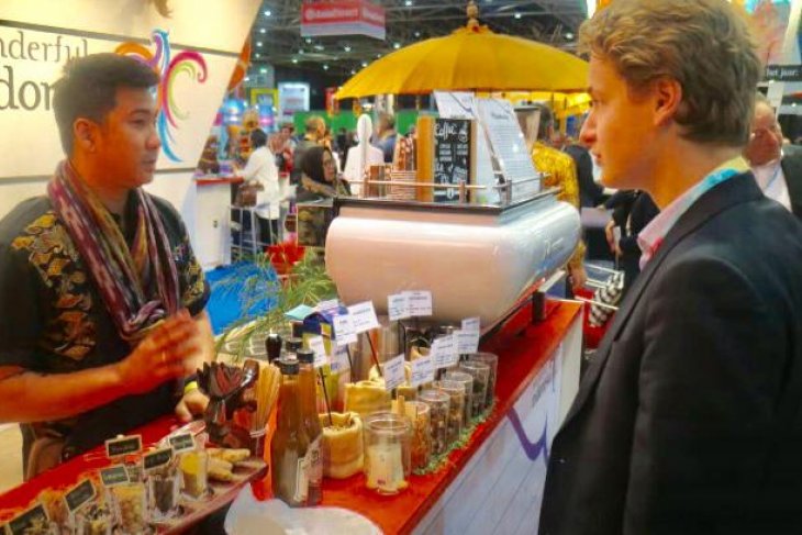 Promotion of Indonesian coffee, traditional beverages in Madrid draws visitors