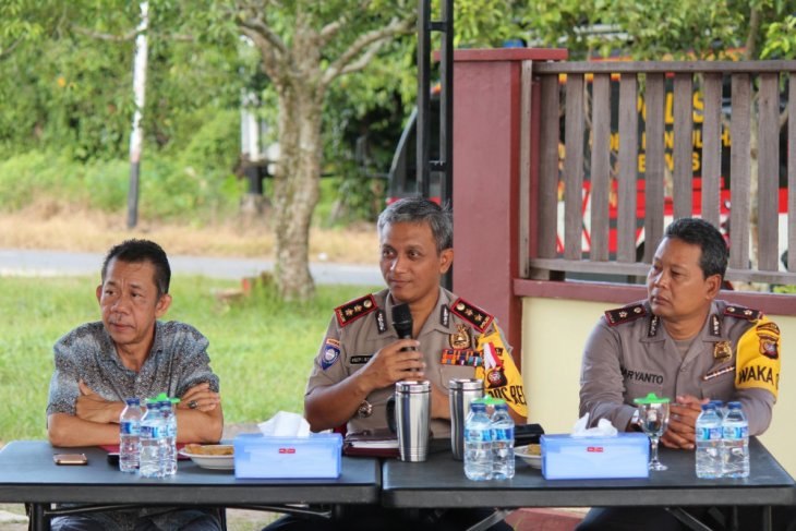 Polres Kayong Utara bantu wujudkan desa mandiri