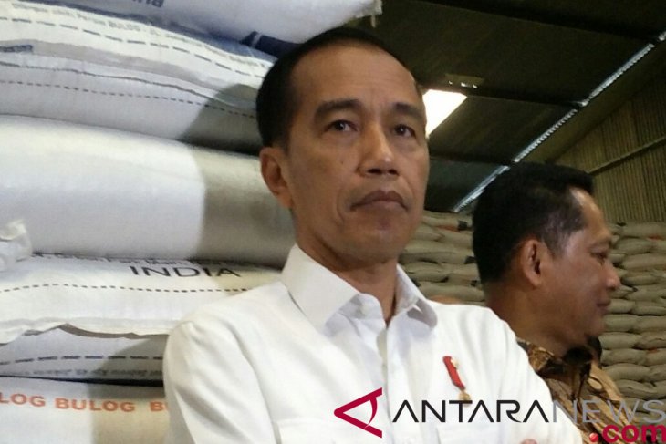 Presiden Jokowi: beras impor belum masuk