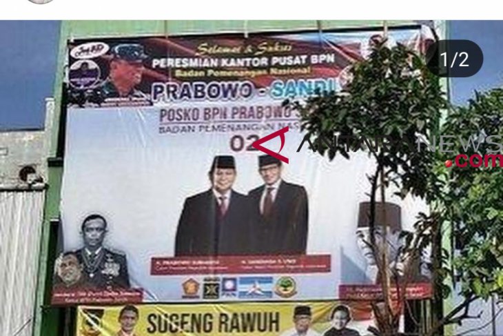 Ex-mily chief wants his photo be taken out from Prabowo-Sandiaga billboard
