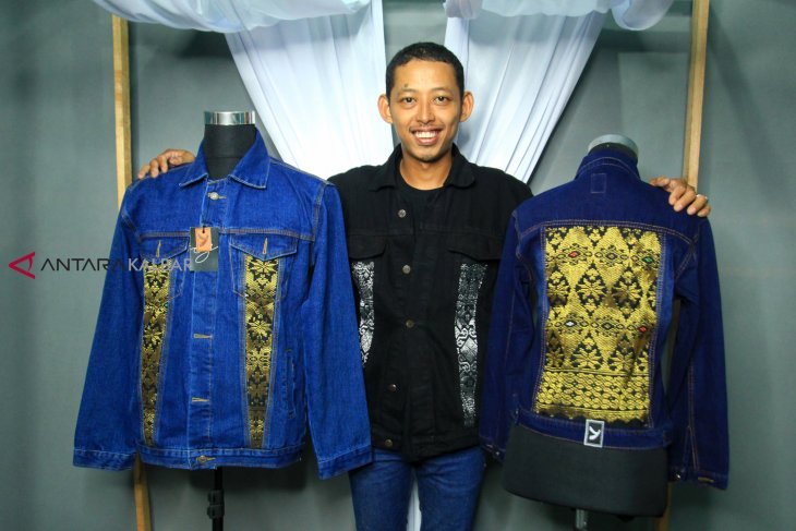 Launching Jaket Denim Tenun Songket Kalbar