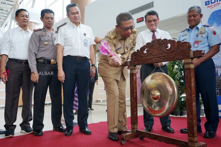 Perpanjangan Landasan Pacu Bandaran Supadio