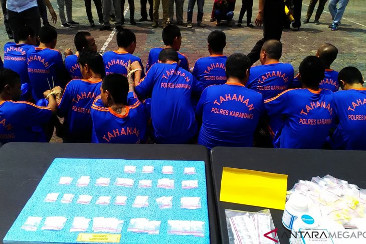 26 pengedar narkoba sekitar Karawang ditangkap