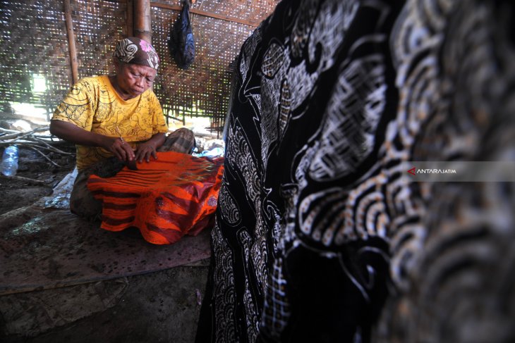 Perajin Batik Madura