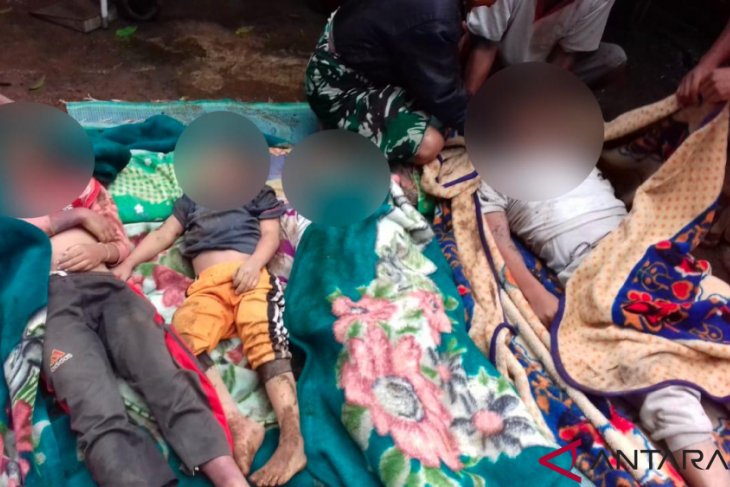Family buried in buleleng landslide