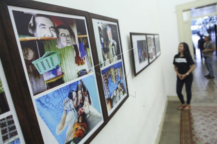 Pameran foto cerita