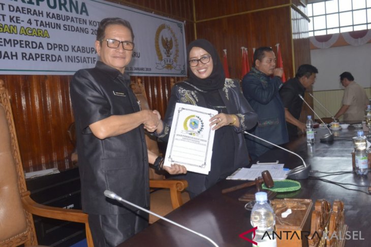 Penyerahan Rancangan Peraturan Daerah