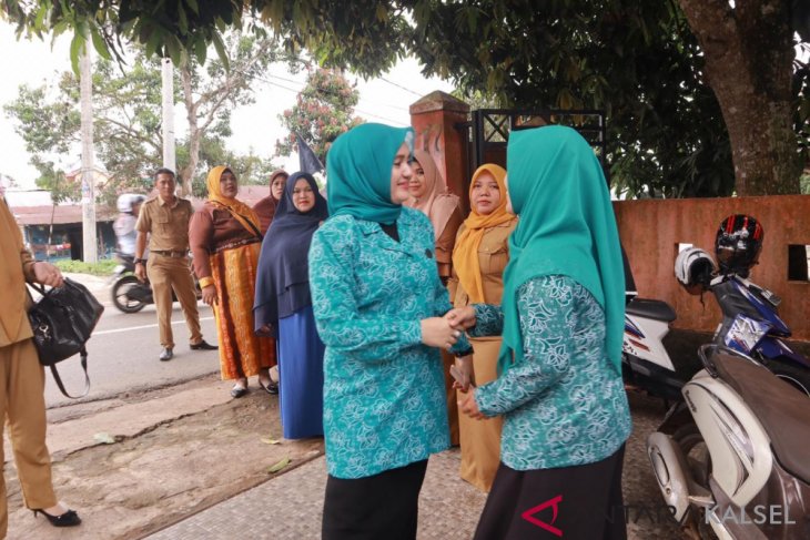 PKK Kotabaru kunjungi kecamatan-kecamatan