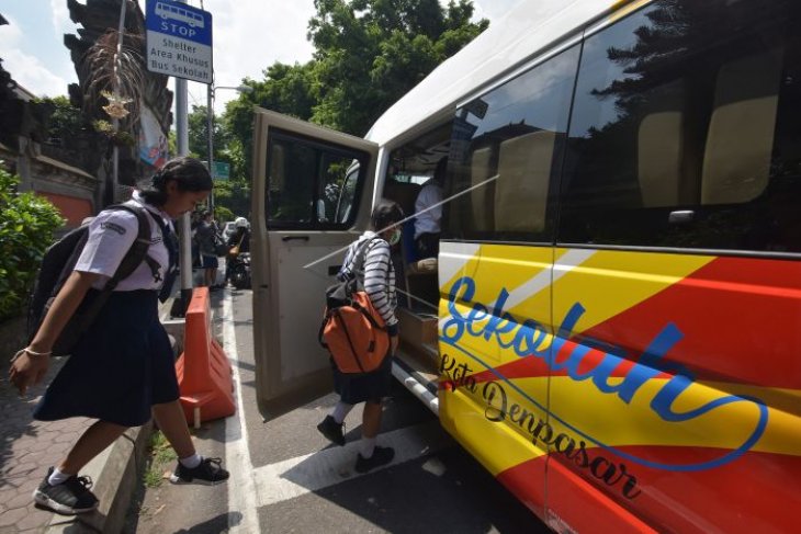 Rencana sampah plastik jadi tiket bus