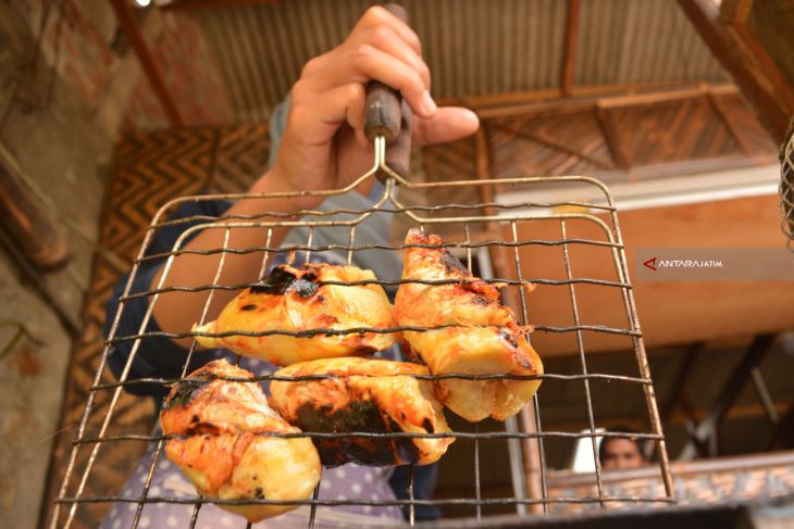 Kreasi Durian Bakar Khas Wonosalam