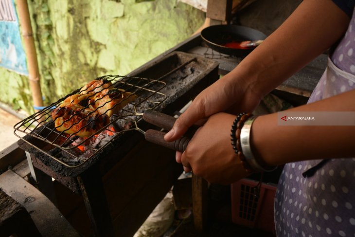 Kreasi Durian Bakar Khas Wonosalam