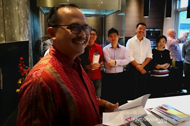 Ambassador ngurah urges university of diponegoro students to harbor optimism