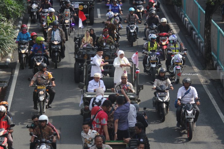 Penyambutan Gubernur Dan Wakil Gubernur Jawa Timur