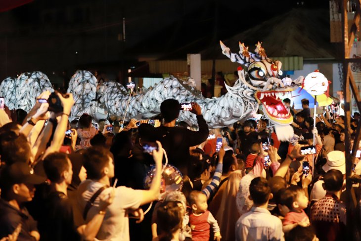 Pawai Cap Go Meh di Singkawang