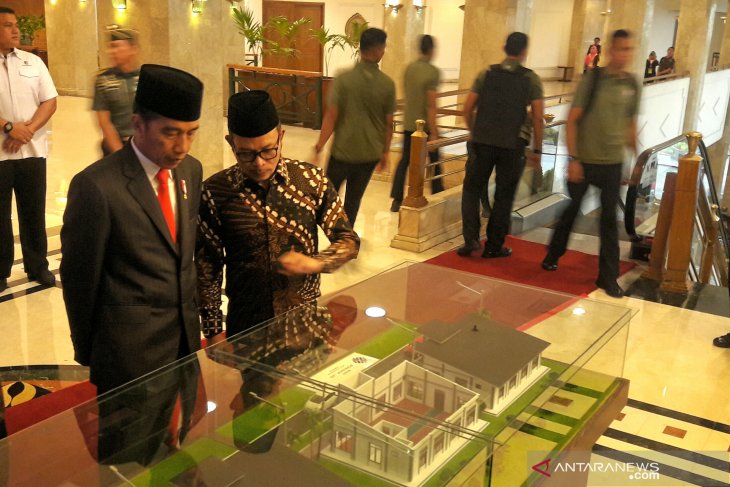 Jokowi hopes training center in pesantren will effectively improve skills