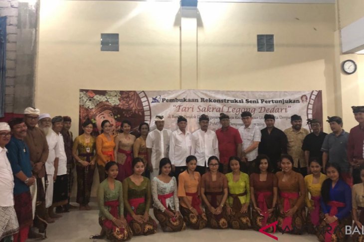 ISI Denpasar lakukan rekonstruksi Tari Sakral Legong Dedari