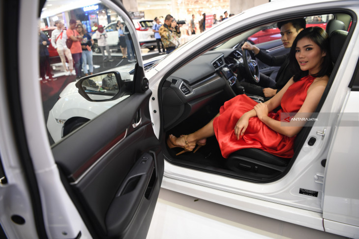 Peluncuran New Honda Mobilio dan  New Honda Civic