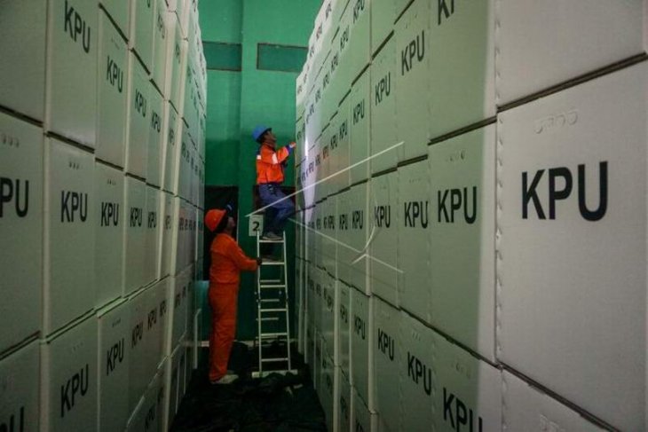 Fumigasi gudang penyimpanan kotak suara pemilu