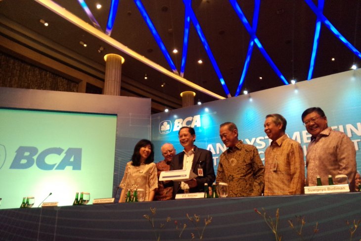 BCA`s net profit increased 10.9 percent to Rp25.9 trillion last year