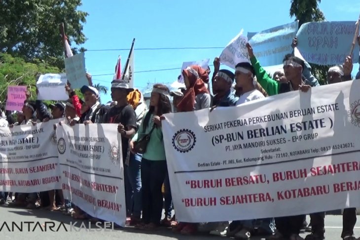 Serikat pekerja sawit sampaikan aspirasi ke DPRD Kotabaru