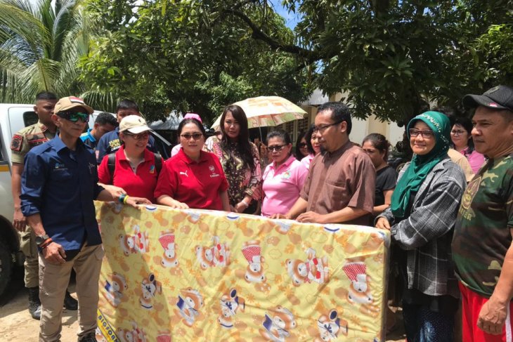 Archi Indonesia Salurkan Bantuan ke Korban Banjir-Longsor Manado
