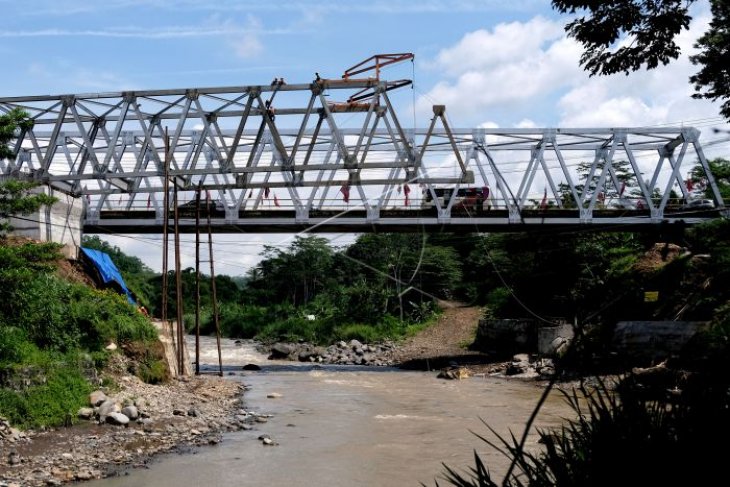 Rekonstruksi jembatan Progo