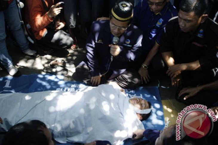 Sumpah pocong tidak selesaikan kasus pelanggaran HAM