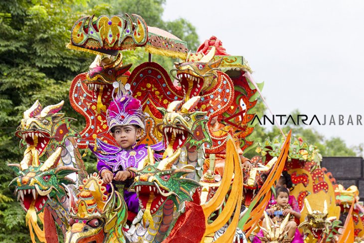 Tradisi pengantin sunat 