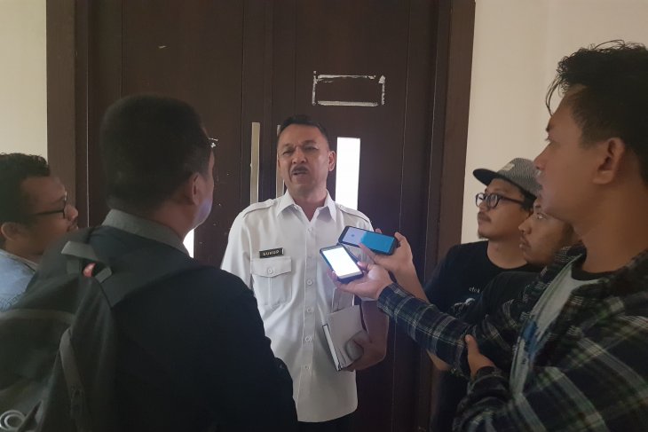 Pemkab Bekasi beri waktu sehari warga buka TPA