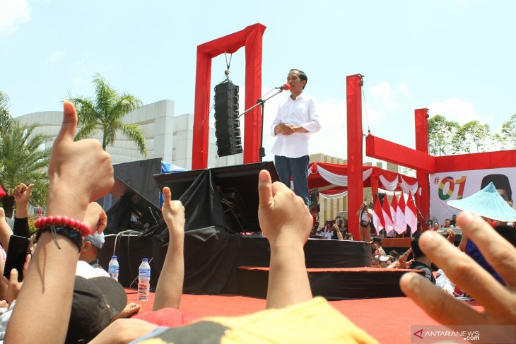 Capres 01 Jokowi Kampanye Terbuka di Kalbar