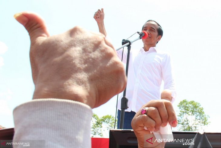 Capres 01 Jokowi Kampanye Terbuka di Kalbar