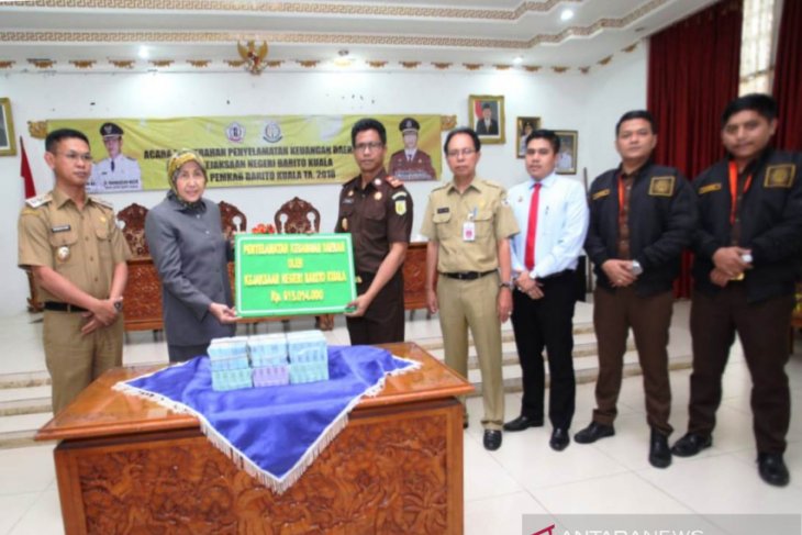 Kejari Batola selamatkan Rp615 juta uang negara