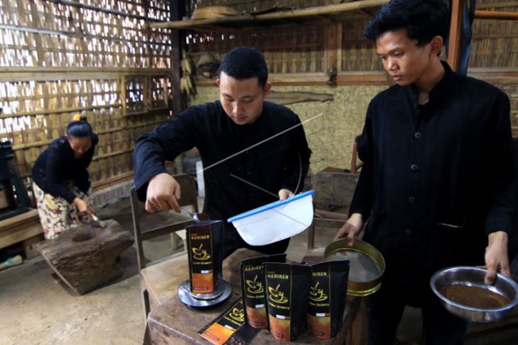 Produksi Kopi Tradisional