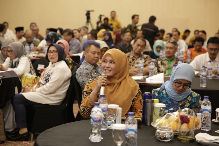Bupati Irna: bantuan keuangan provinsi harus jelas indikatornya