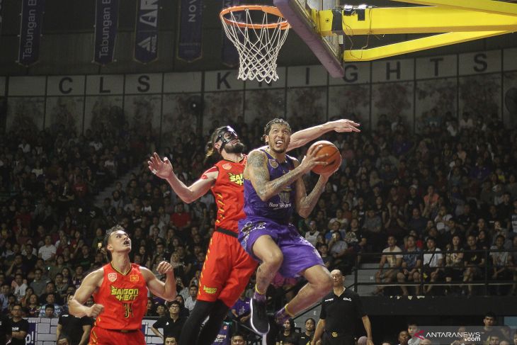 CLS Knights Indonesia Kalahkan Saigon Heat