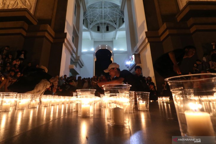 Peringatan Earth Hour Di Kediri