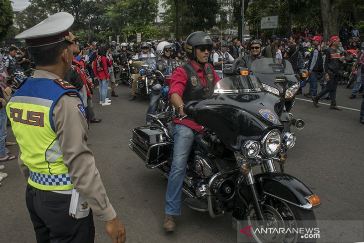 Ride for love solidarity 