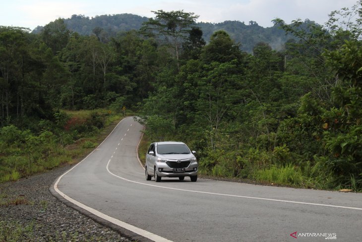 Jalan Paralel Perbatasan di Kalimantan Barat